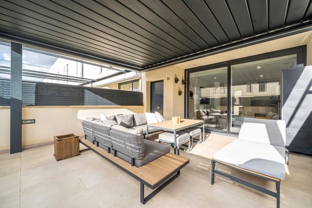 3 soveværelse Rækkehus til salg i El Pont d'Inca / Es Pont d'Inca, Marratxí med swimmingpool garage - € 699.000 (Ref: 9574775)