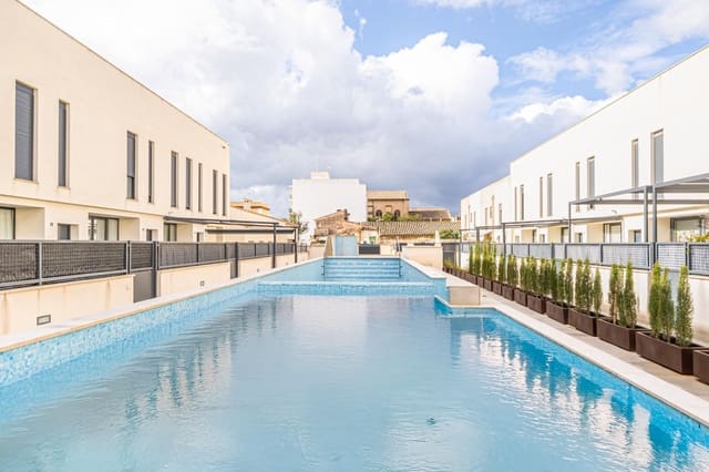 3 chambre Villa/Maison Mitoyenne à vendre à El Pont d'Inca / Es Pont d'Inca, Marratxí avec piscine garage - 699 000 € (Ref: 9574775)