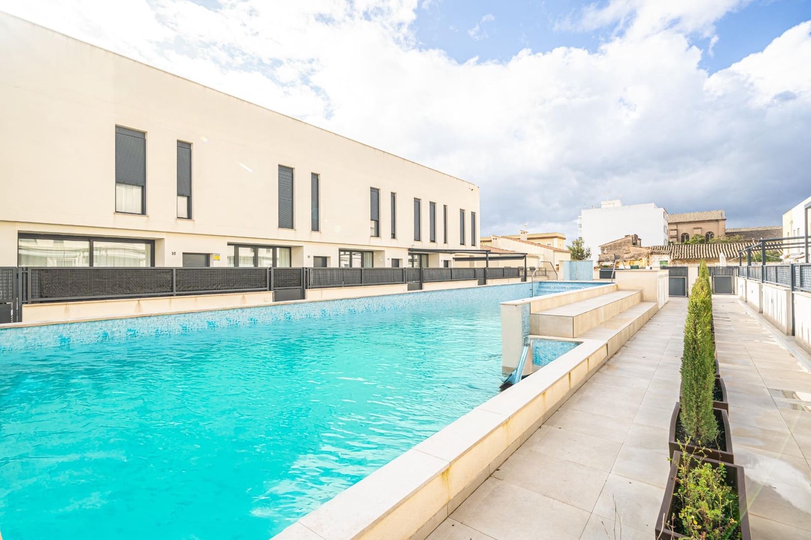 3 bedroom Terraced Villa for sale in El Pont d'Inca / Es Pont d'Inca with pool garage - € 699,000 (Ref: 9574775)