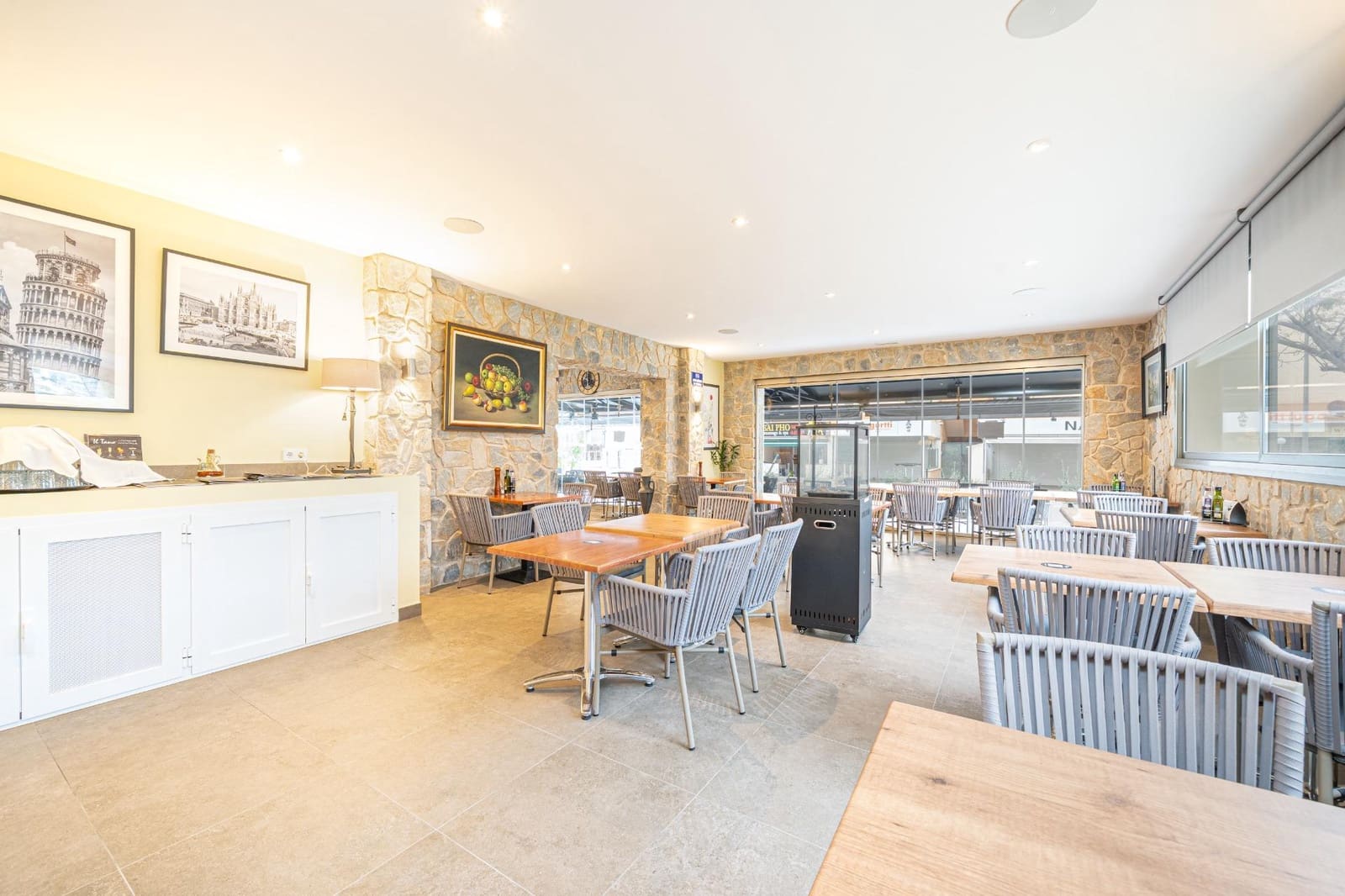 Commercial for sale in Santa Ponsa - € 2,000,000 (Ref: 9608218)