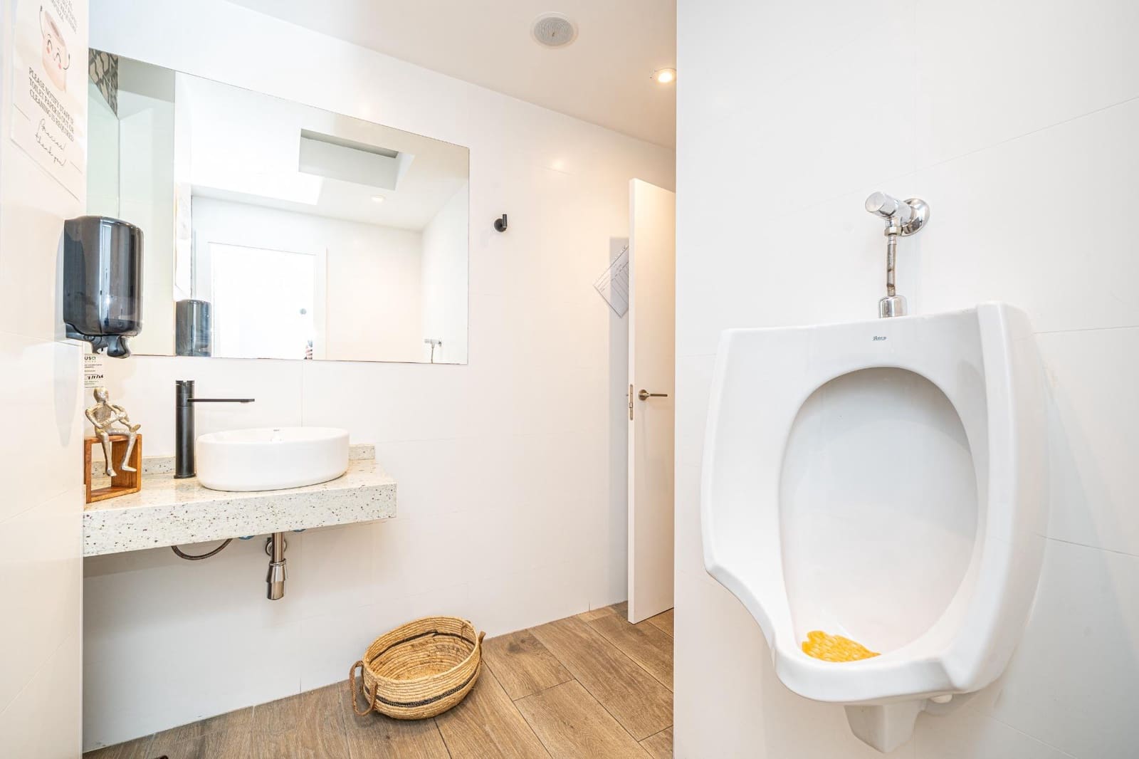 Commerciale in vendita in Santa Ponsa - 2.000.000 € (Rif: 9608218)