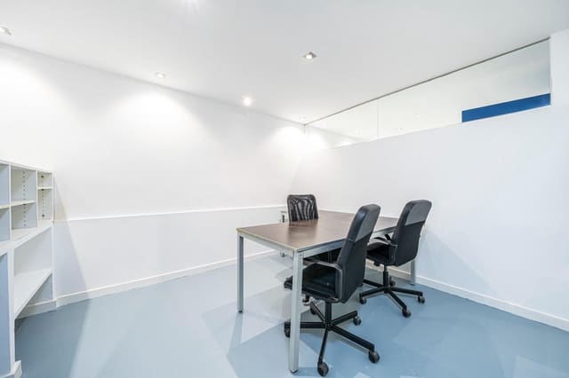 3 soverom Kommersiell til leie i Palma de Mallorca - € 1 400 (Ref: 9619477)