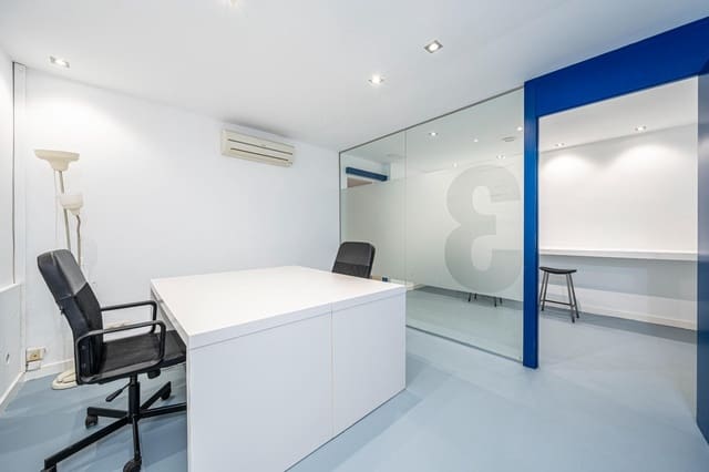 3 soverom Kommersiell til leie i Palma de Mallorca - € 1 400 (Ref: 9619477)