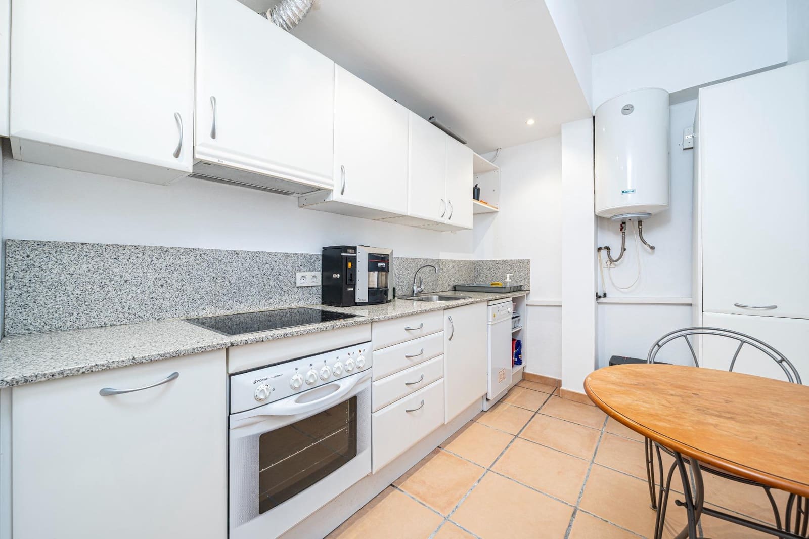 3 makuuhuone Kaupallinen vuokrattavana paikassa Palma de Mallorca - 1 400 € (Ref: 9619477)