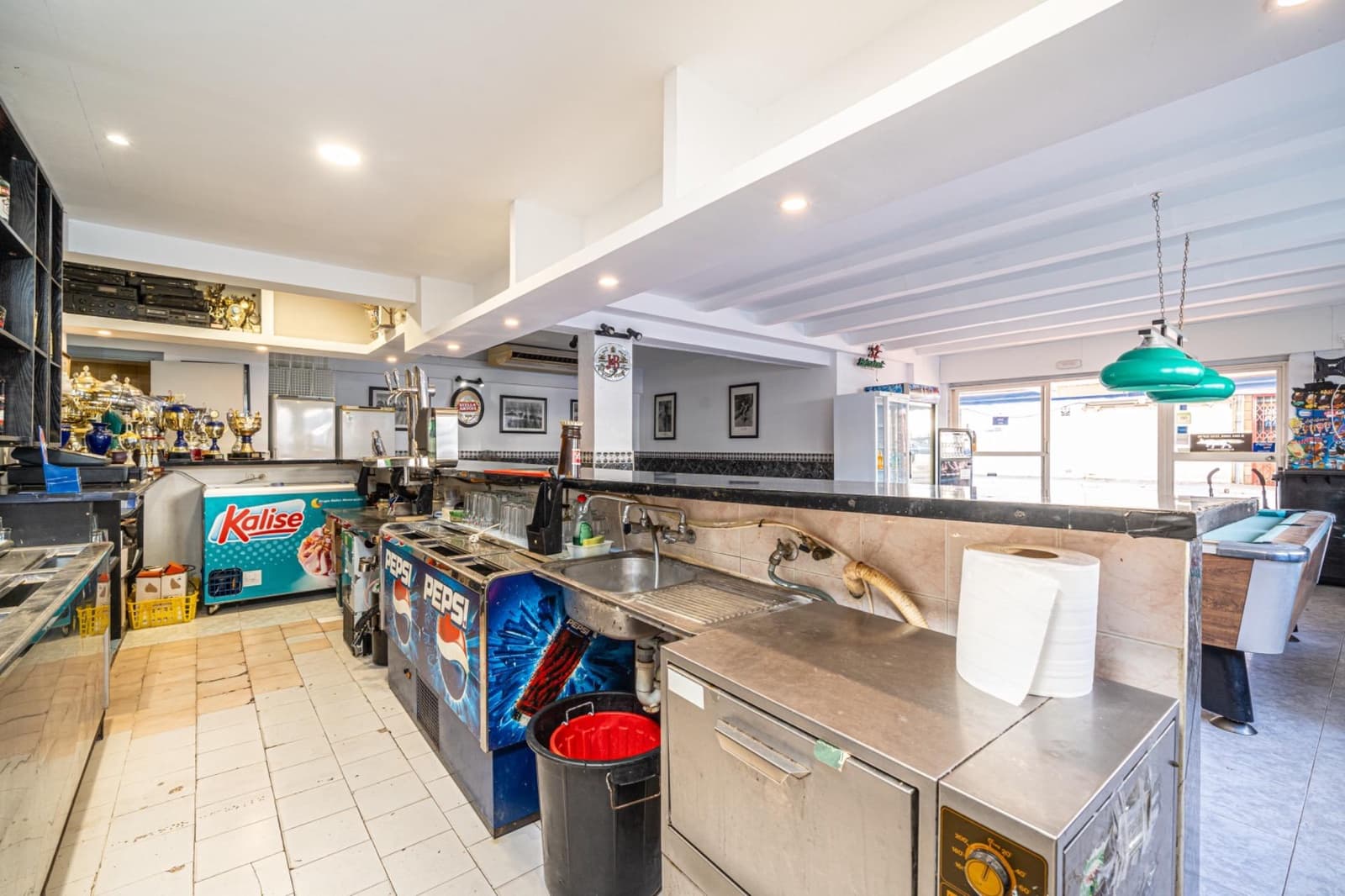 Business for sale in Magalluf - € 30,000 (Ref: 9619478)