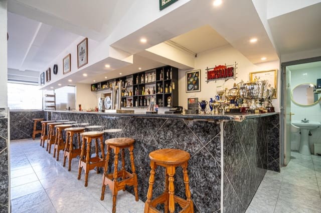 Business for sale in Magalluf, Calvià - € 30,000 (Ref: 9619478)