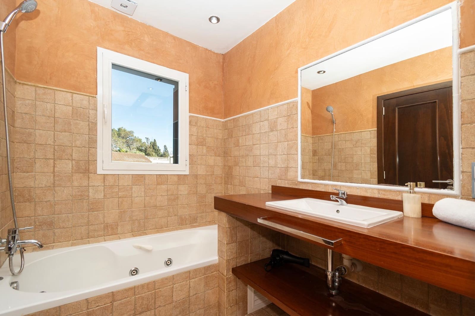 4 sypialnia Dom szeregowy na sprzedaż w Llucmajor z basenem - 1 450 000 € (Ref: 9630259)