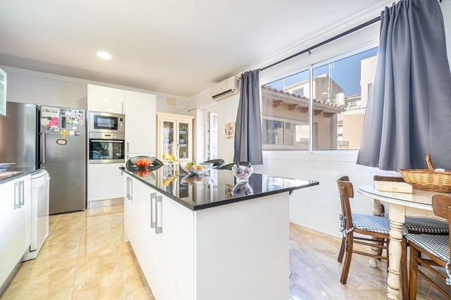 Piso de 4 habitaciones en Inca en venta - 359.900 € (Ref: 9637766)