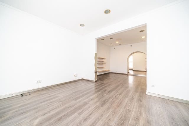 1 bedroom Townhouse for sale in El Terreno, Palma de Mallorca - € 599,000 (Ref: 9637767)