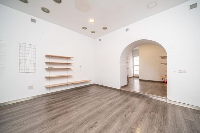 Local Comercial de 1 habitación en El Terreno, Palma de Mallorca en venta - 599.000 € (Ref: 9637768)