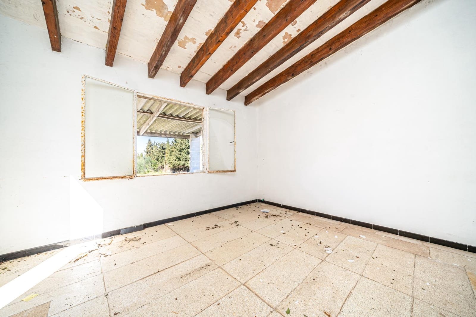 Finca/Country House for sale in Muro - € 219,000 (Ref: 9637769)