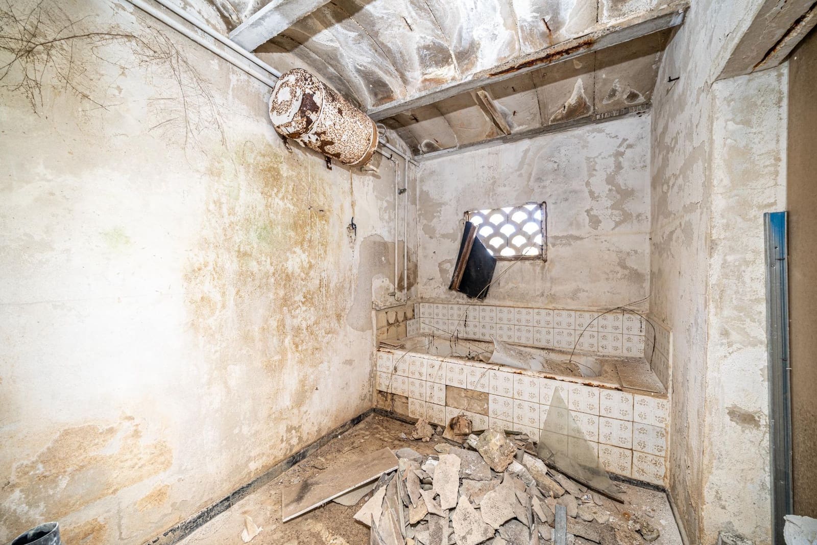 Finca/Country House for sale in Muro - € 219,000 (Ref: 9637769)