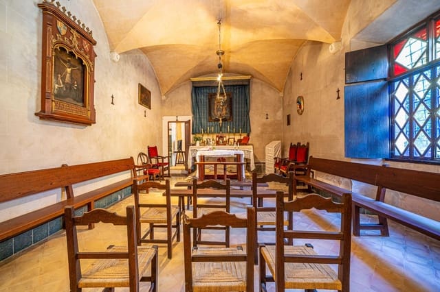 19 sypialnia Hotel na sprzedaż w Inca z basenem garażem - 7 500 000 € (Ref: 9637771)