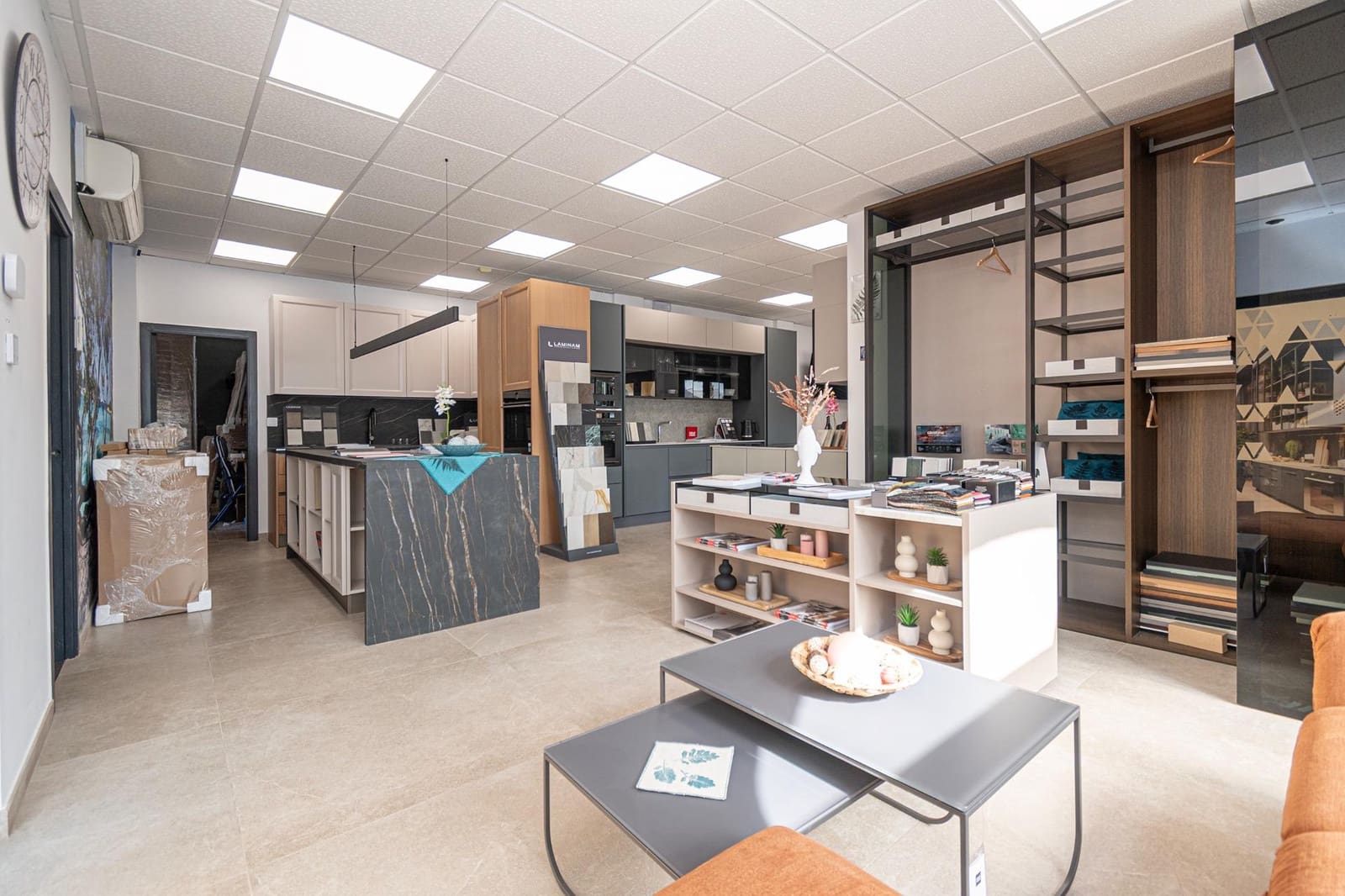 Comercial para venda em Peguera / Paguera com garagem - 399 000 € (Ref: 9648360)