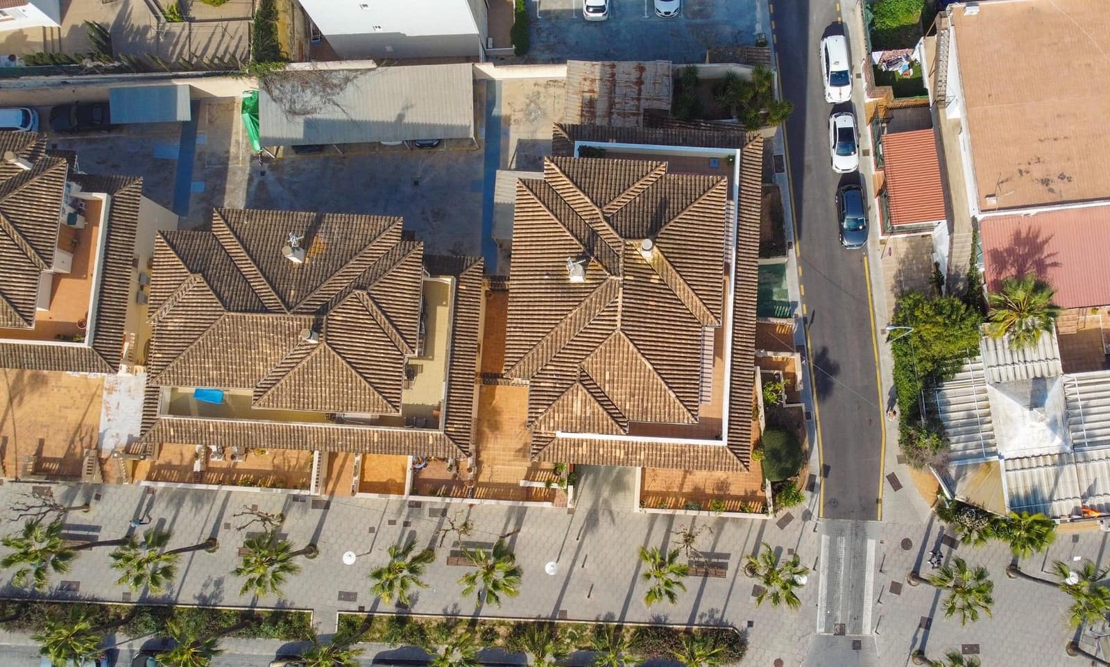 Comercial para venda em Peguera / Paguera com garagem - 399 000 € (Ref: 9648360)