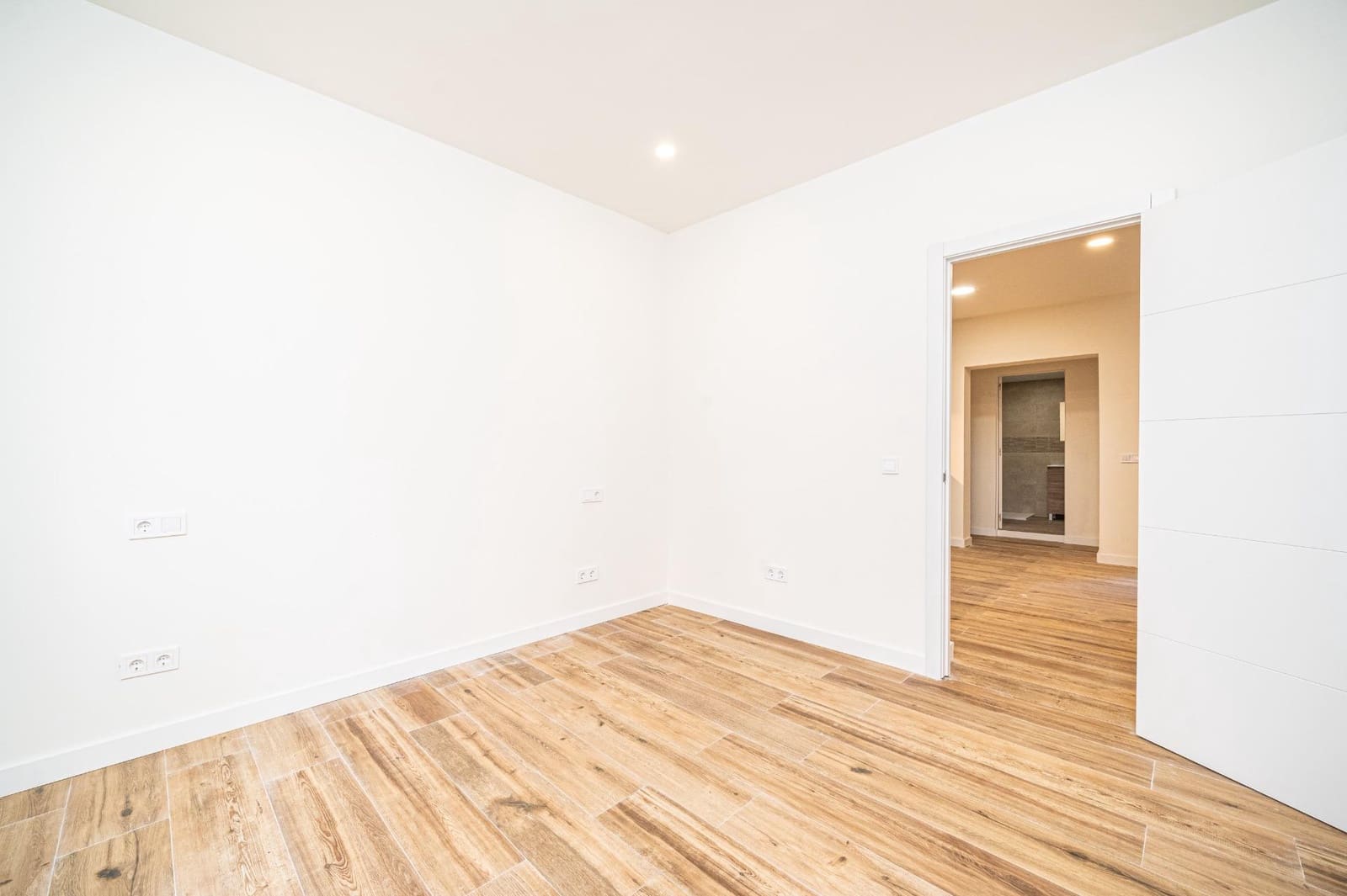 2 bedroom Apartment for sale in Palma de Mallorca - € 399,000 (Ref: 9656258)