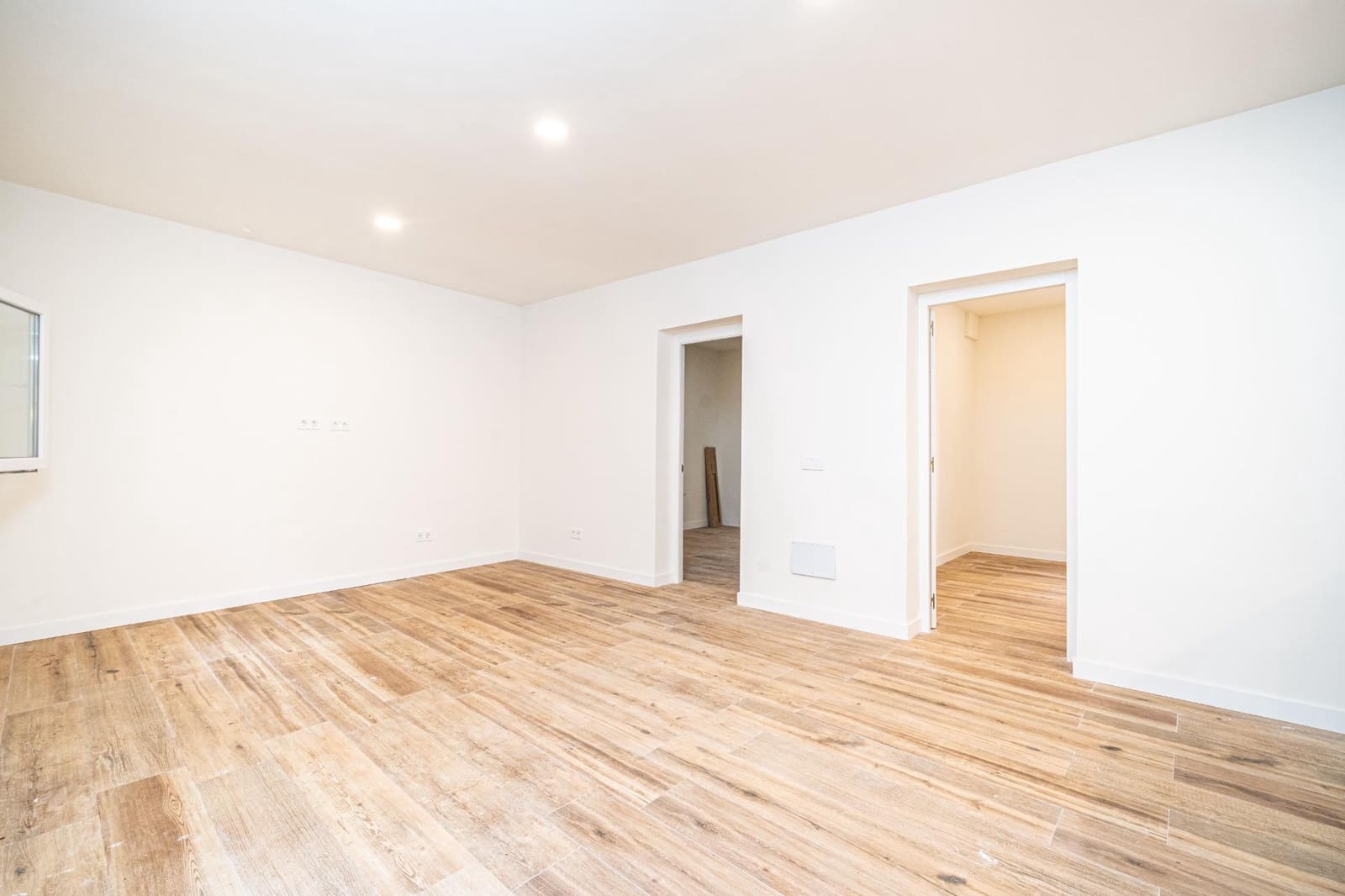 2 bedroom Apartment for sale in Palma de Mallorca - € 399,000 (Ref: 9656258)