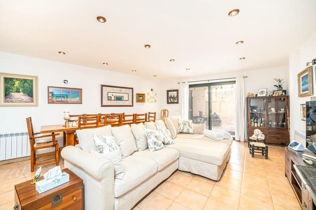 4 chambre Villa/Maison Mitoyenne à vendre à Calvià Pueblo, Calvià avec garage - 749 000 € (Ref: 9659568)