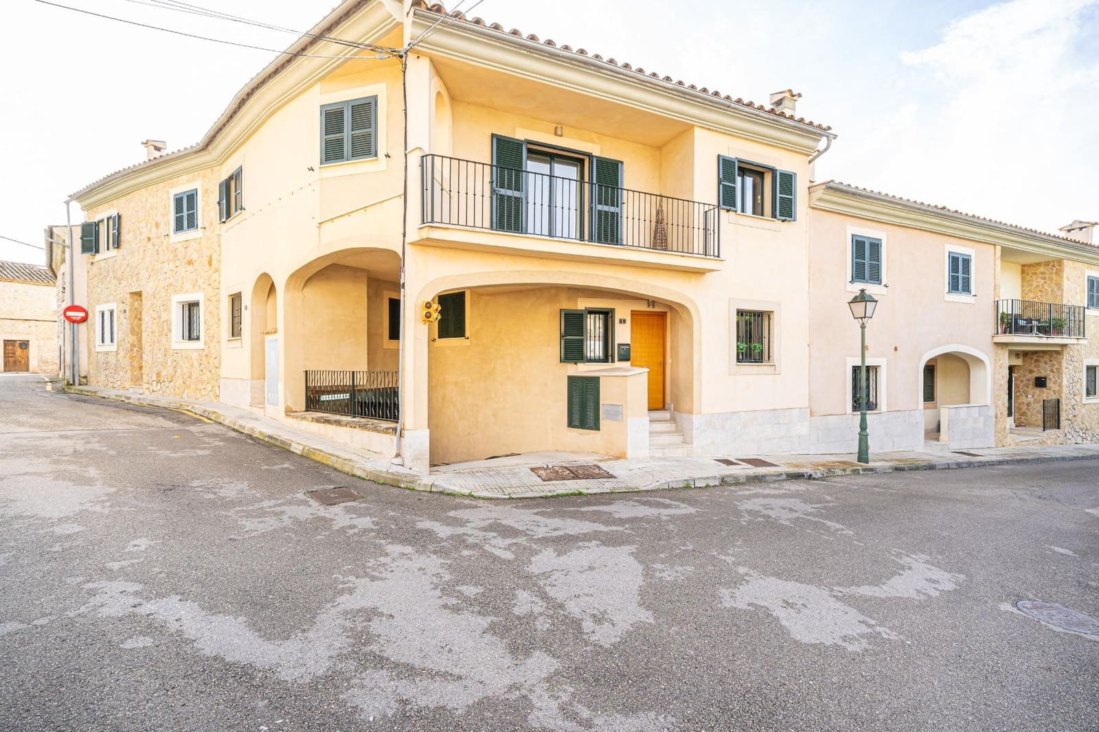 4 chambre Villa/Maison Mitoyenne à vendre à Calvia avec garage - 749 000 € (Ref: 9659568)