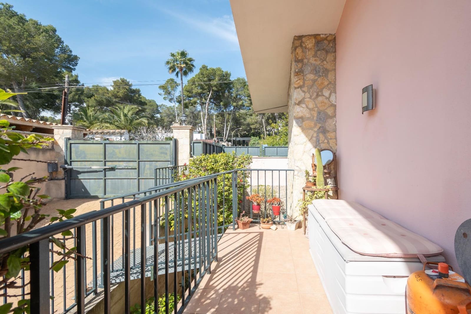 4 bedroom Villa for sale in Costa de la Calma with pool garage - € 1,550,000 (Ref: 9659569)