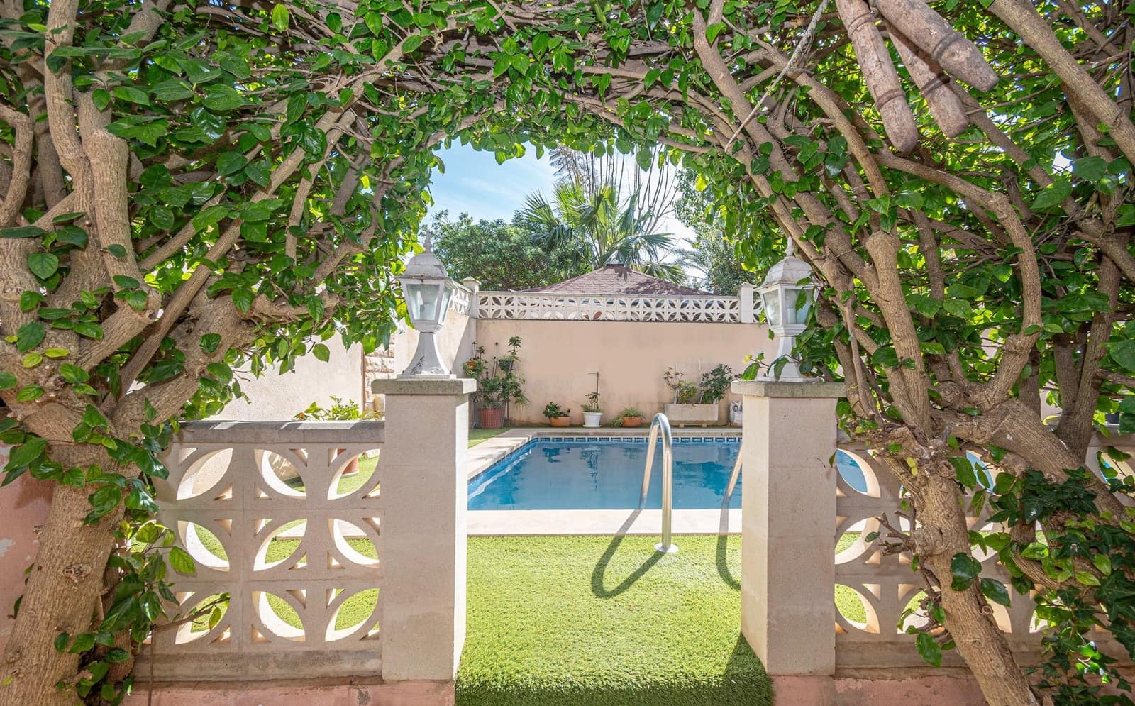 4 soveværelse Villa til salg i Costa de la Calma med swimmingpool garage - € 1.550.000 (Ref: 9659569)
