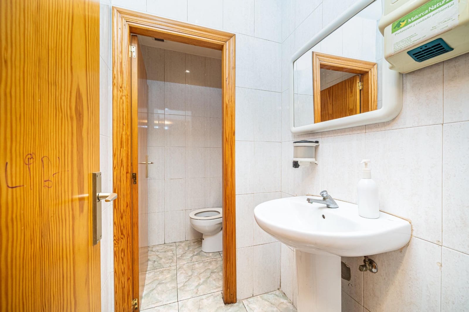 Commercial for rent in Palma de Mallorca - € 1,500 (Ref: 9666739)