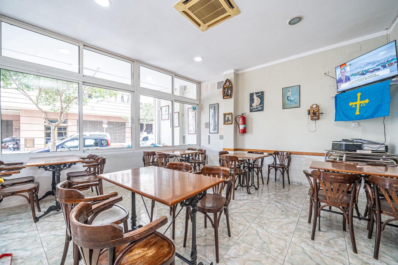 Commercial for rent in Palma de Mallorca - € 1,500 (Ref: 9666739)