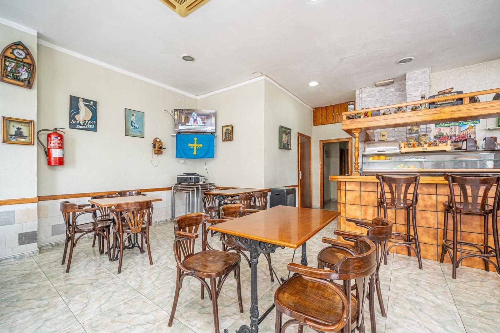 Commercial for rent in Palma de Mallorca - € 1,500 (Ref: 9666739)