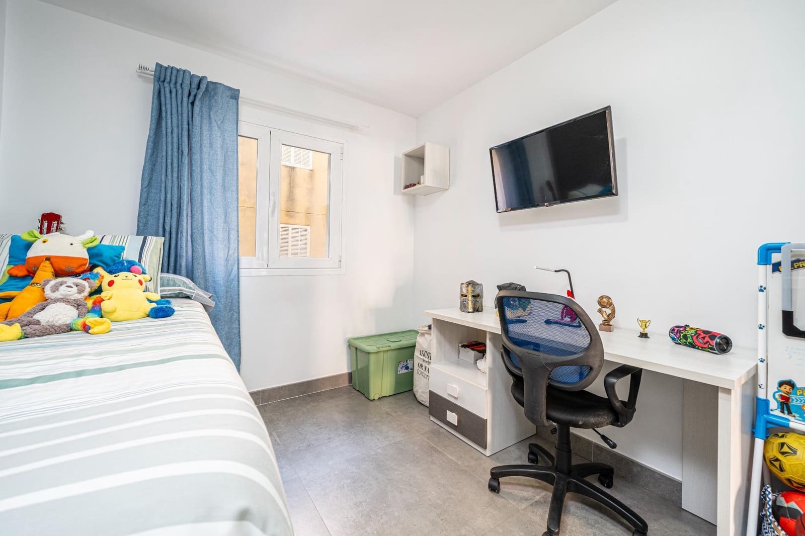 3 bedroom Flat for sale in Cala Ratjada with garage - € 340,000 (Ref: 9679972)