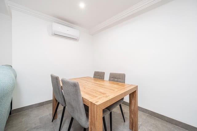 3 bedroom Flat for sale in Cala Ratjada, Capdepera with garage - € 340,000 (Ref: 9679972)