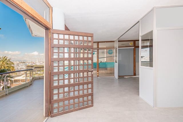 Commercieel te koop in Palma de Mallorca met zwembad - € 375.000 (Ref: 9690949)