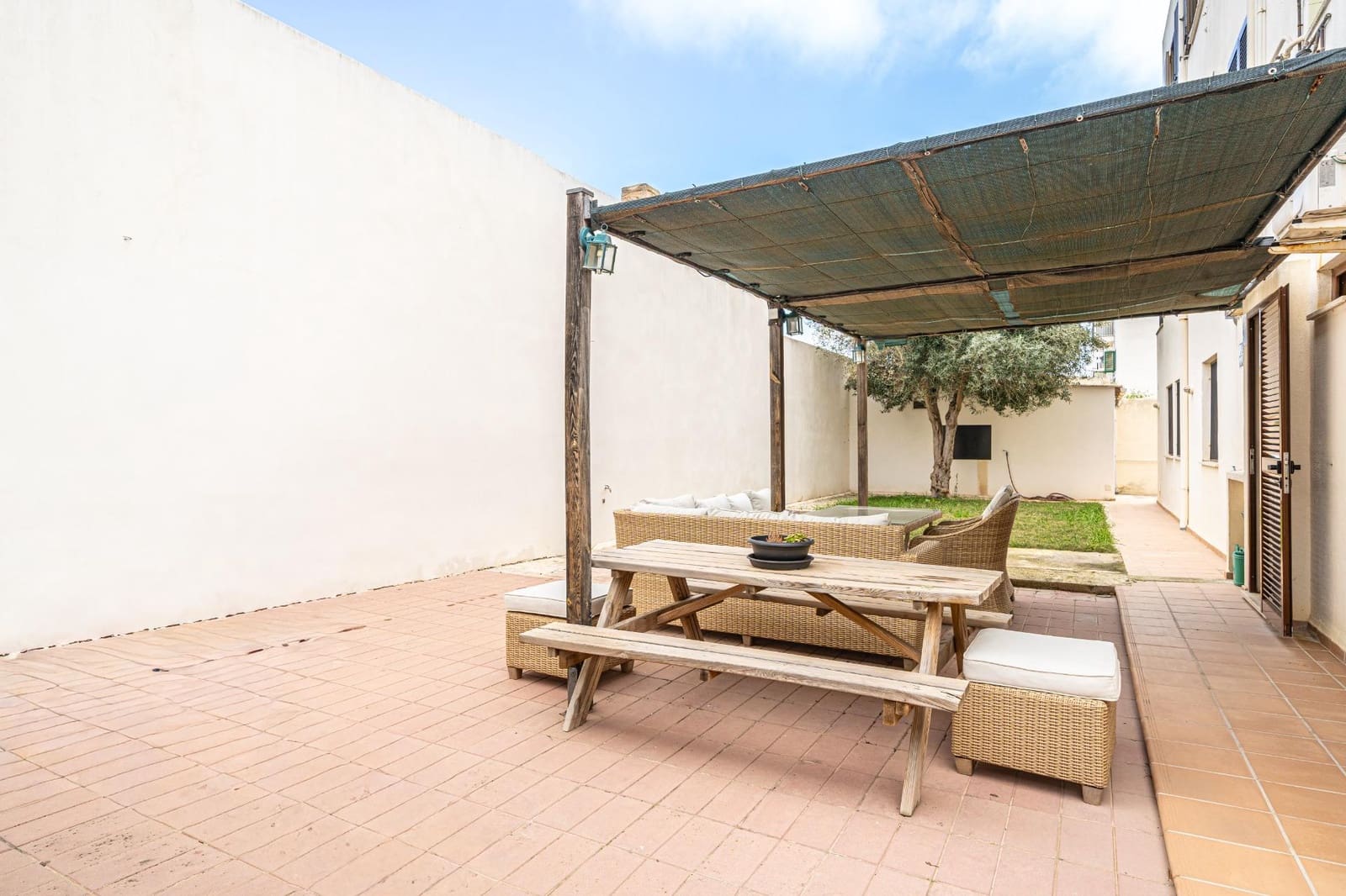 3 bedroom Apartment for sale in Palma de Mallorca with garage - € 690,000 (Ref: 9695500)