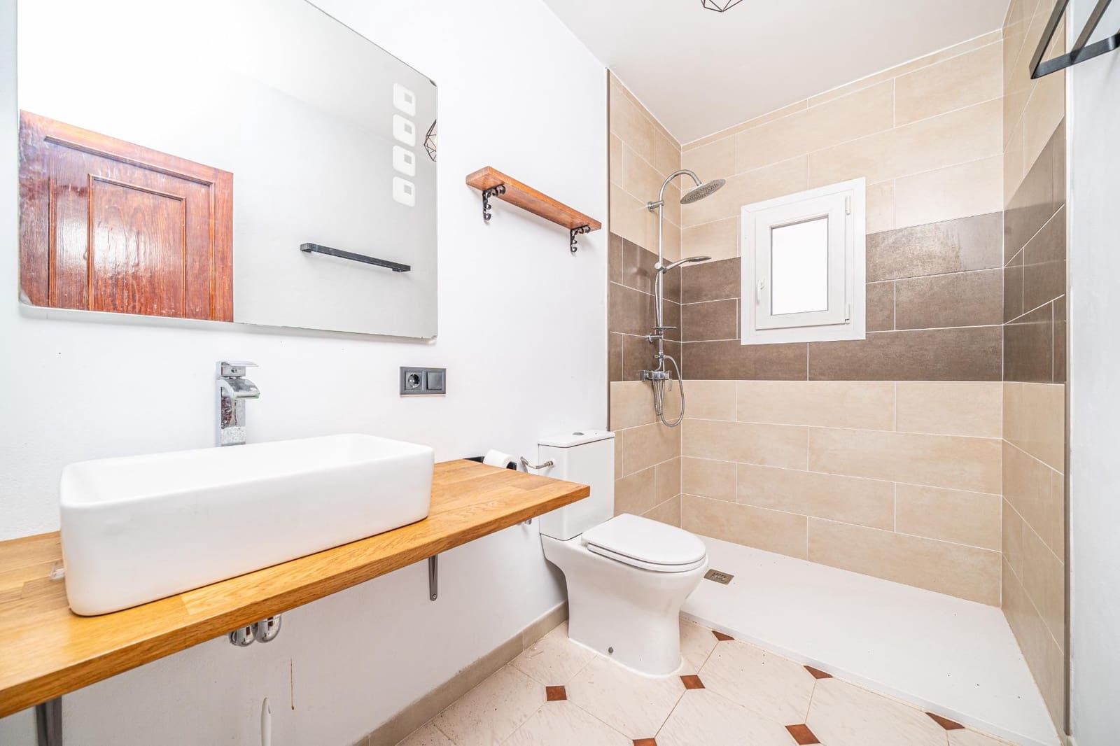 3 bedroom Penthouse for sale in Portocolom with pool - € 479,000 (Ref: 9702088)