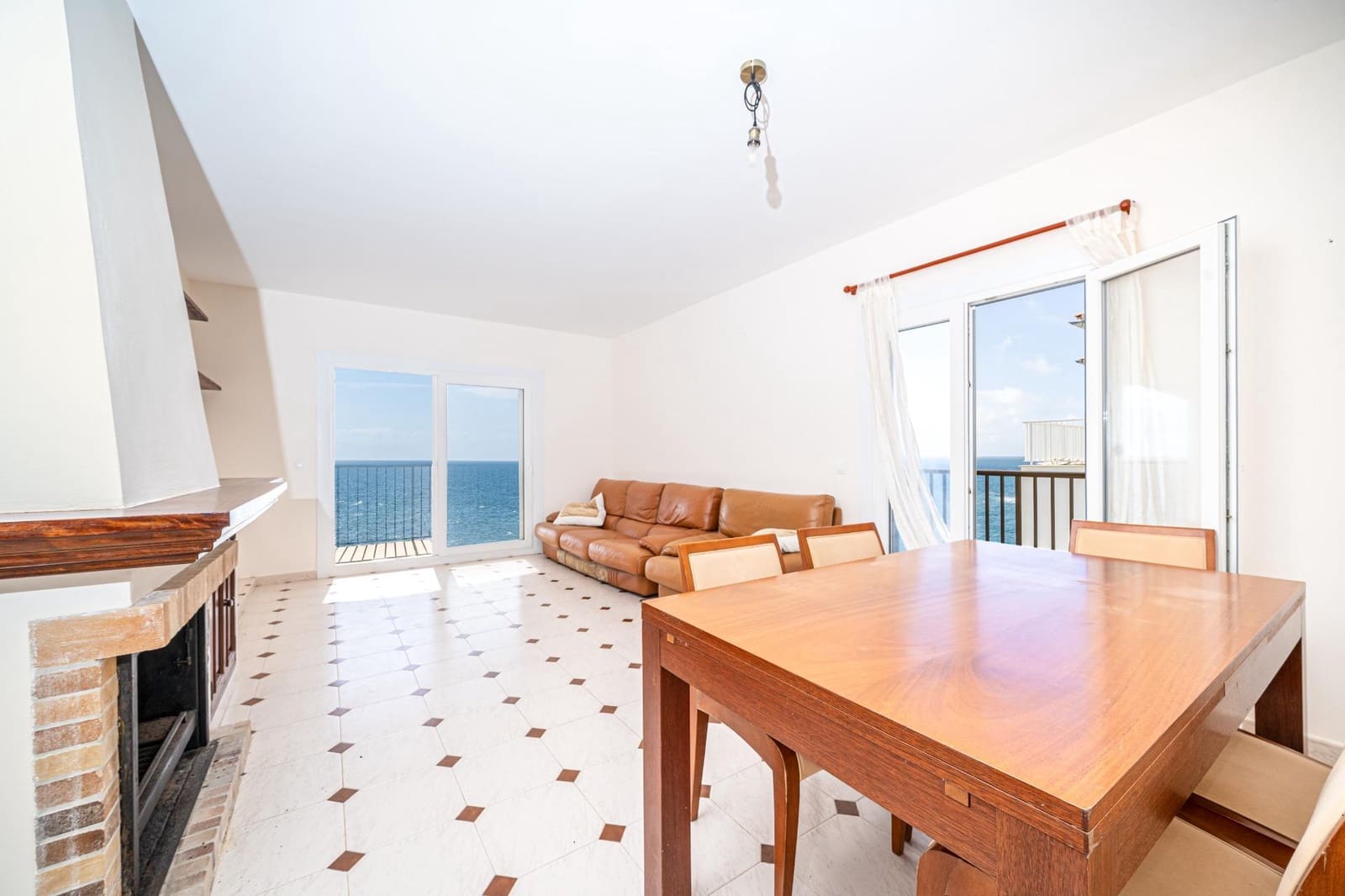 3 bedroom Penthouse for sale in Portocolom with pool - € 479,000 (Ref: 9702088)