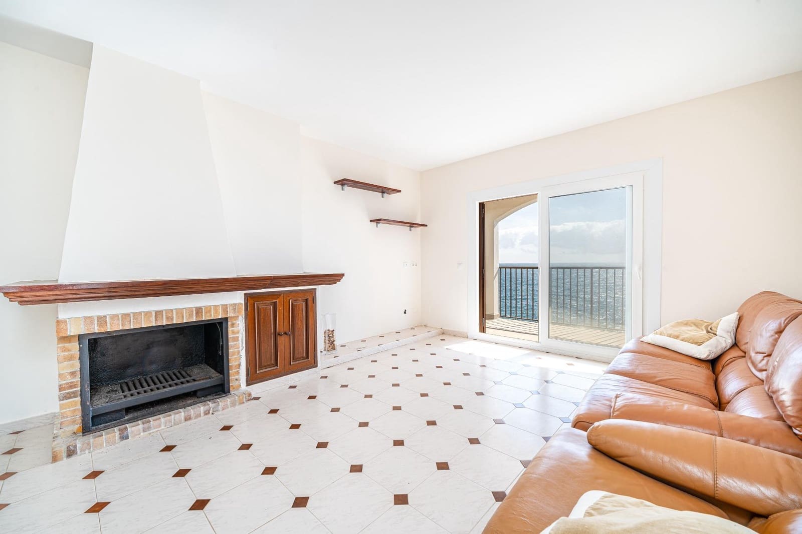 3 bedroom Penthouse for sale in Portocolom with pool - € 479,000 (Ref: 9702088)