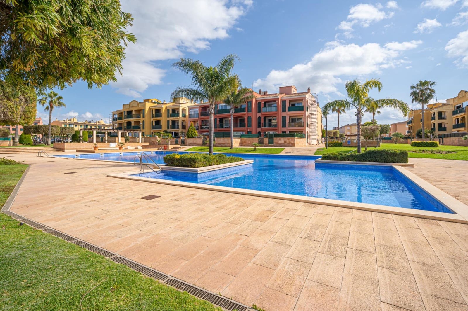 1 bedroom Flat for sale in Sa Torre (Llucmajor) with pool garage - € 269,000 (Ref: 9715068)