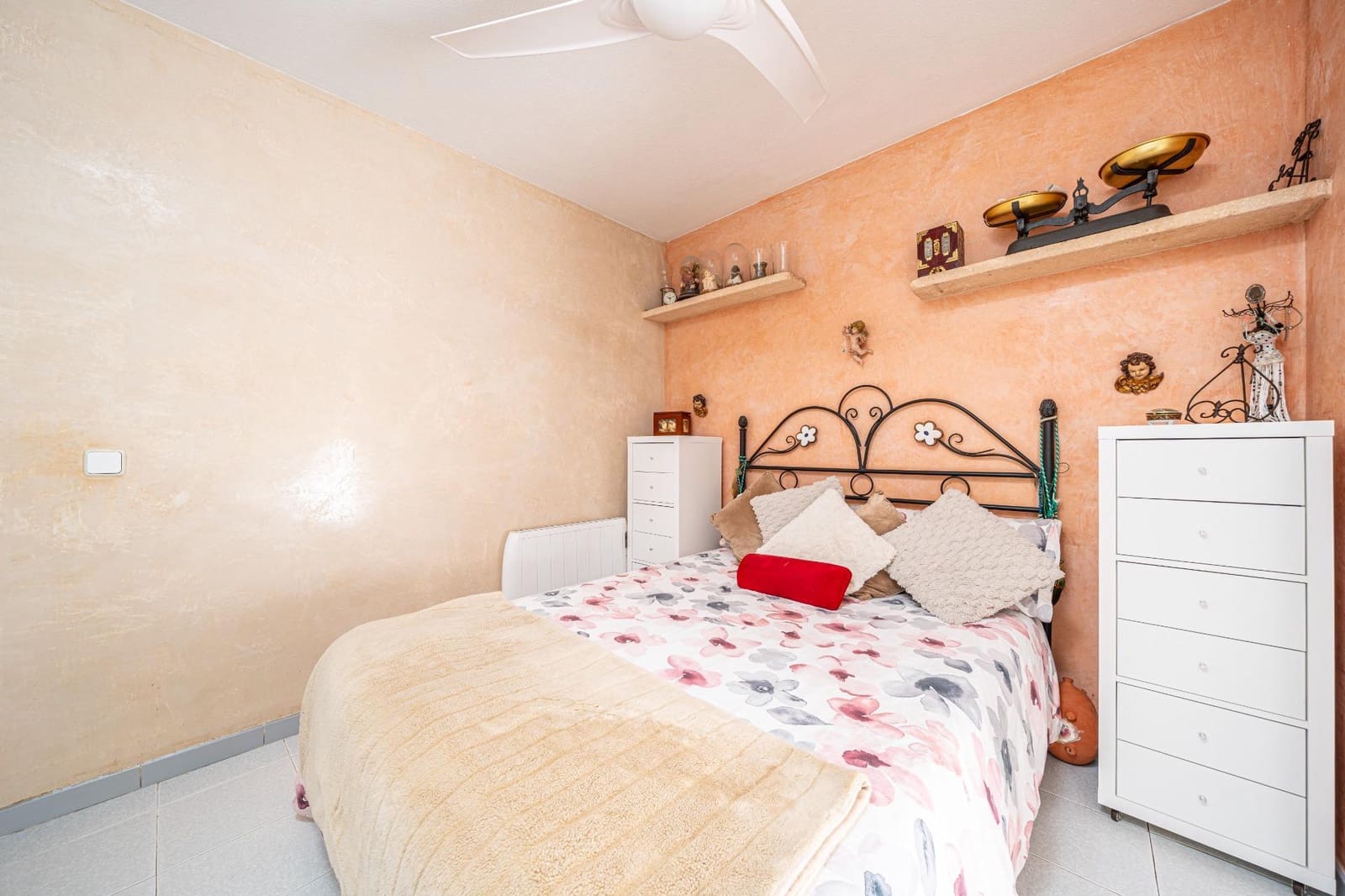 2 bedroom Flat for sale in Cala Bona - € 279,900 (Ref: 9726784)