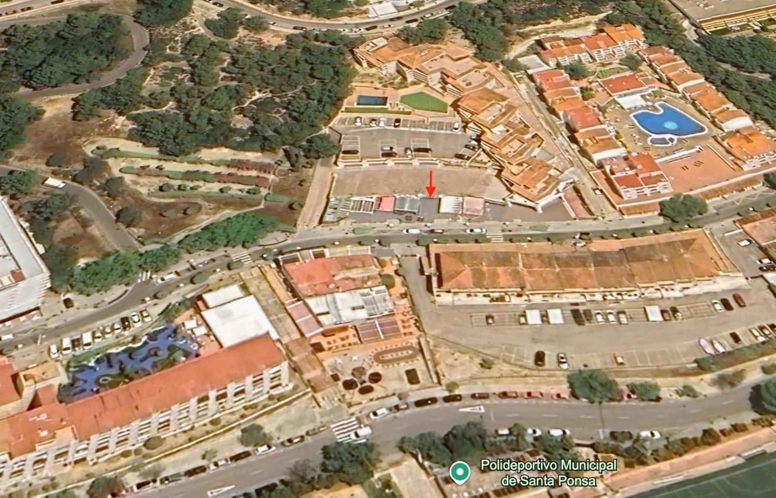 Commercial for sale in Santa Ponsa - € 149,000 (Ref: 9726785)