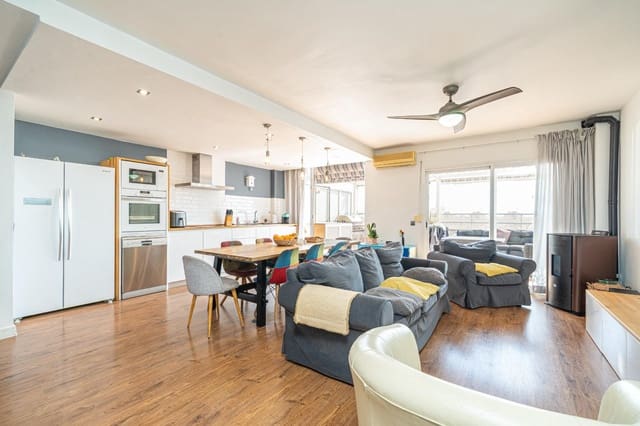 3 soveværelse Penthouse til salg i Palma de Mallorca med garage - € 629.000 (Ref: 9726786)