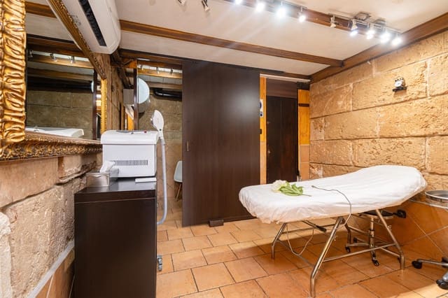 3 soveværelse Erhverv til salg i Santa Catalina, Palma de Mallorca - € 350.000 (Ref: 9732377)