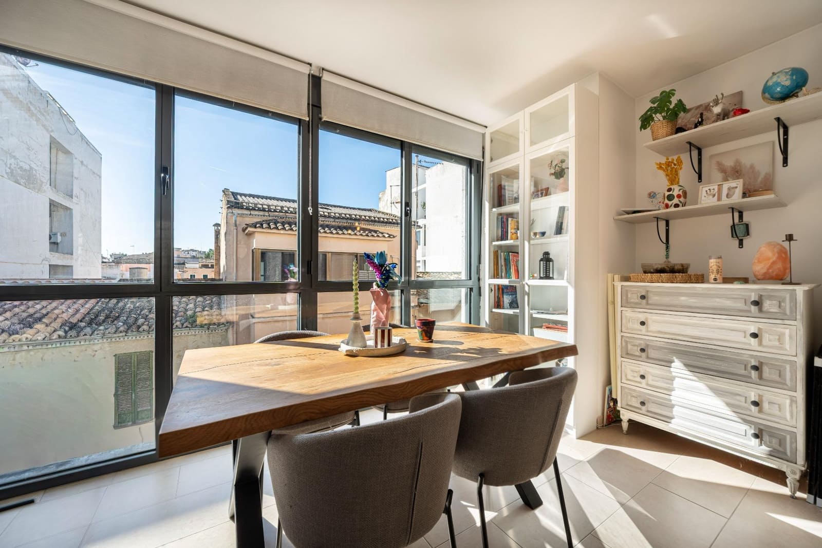 2 bedroom Flat for sale in Inca with garage - € 280,000 (Ref: 9785989)