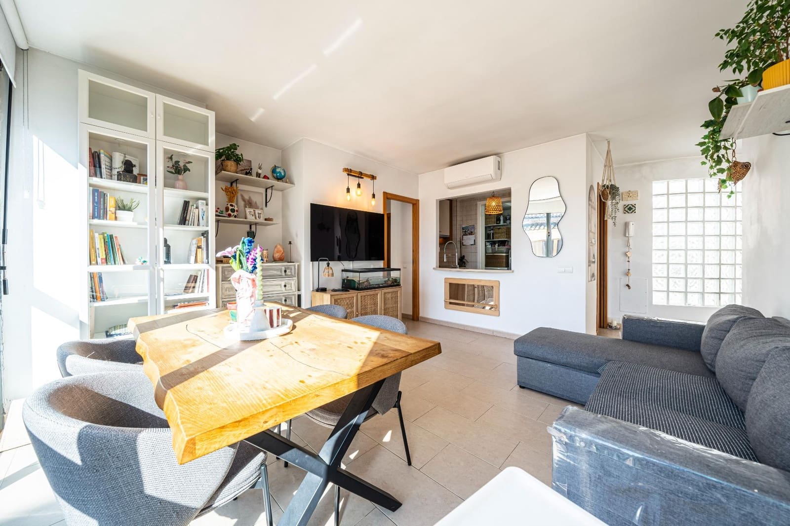 2 bedroom Flat for sale in Inca with garage - € 280,000 (Ref: 9785989)