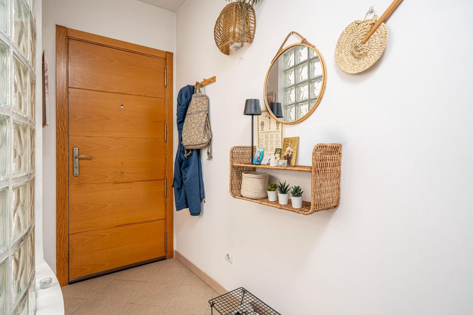 2 bedroom Flat for sale in Inca with garage - € 280,000 (Ref: 9785989)