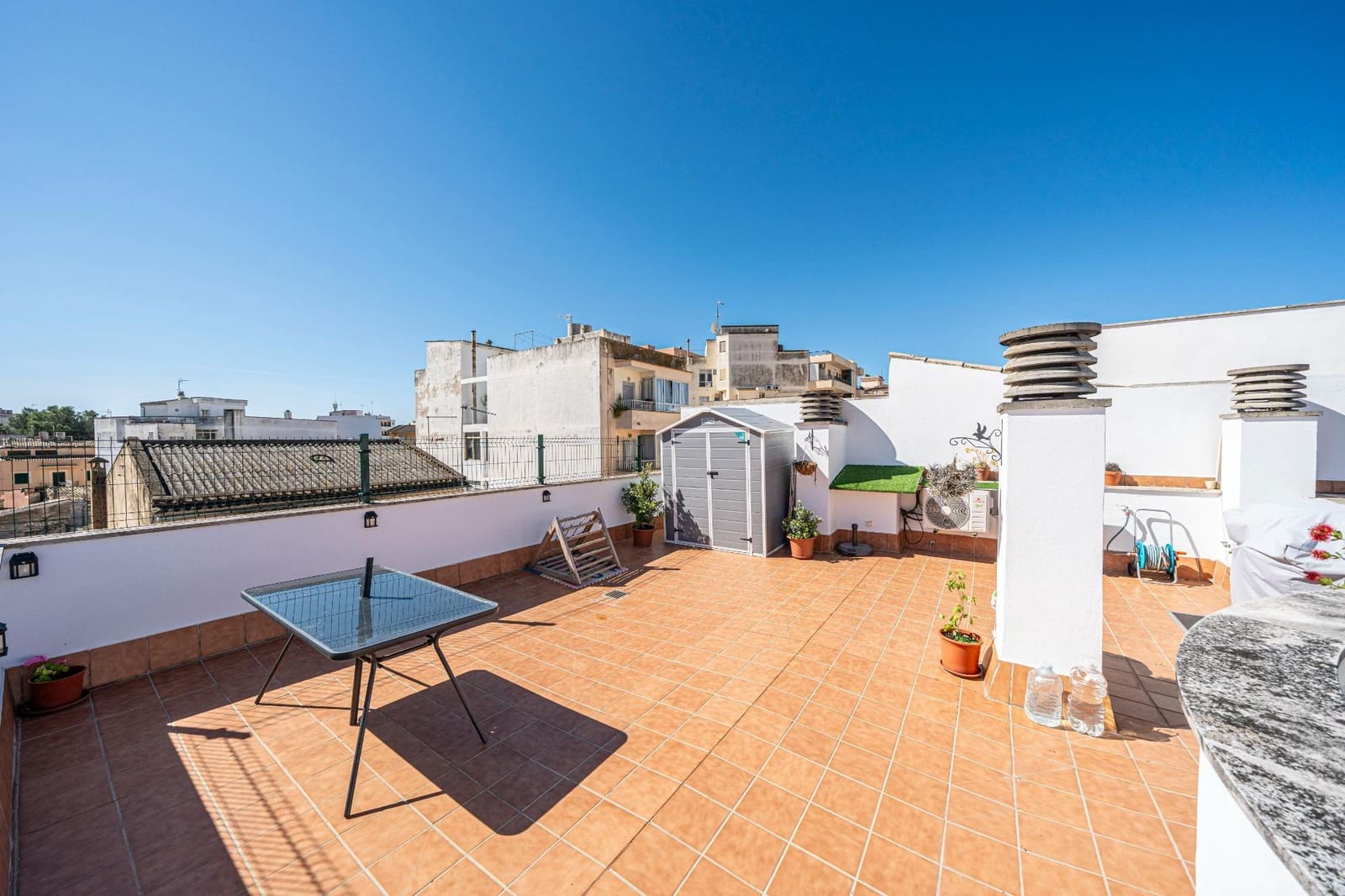 2 bedroom Flat for sale in Inca with garage - € 280,000 (Ref: 9785989)