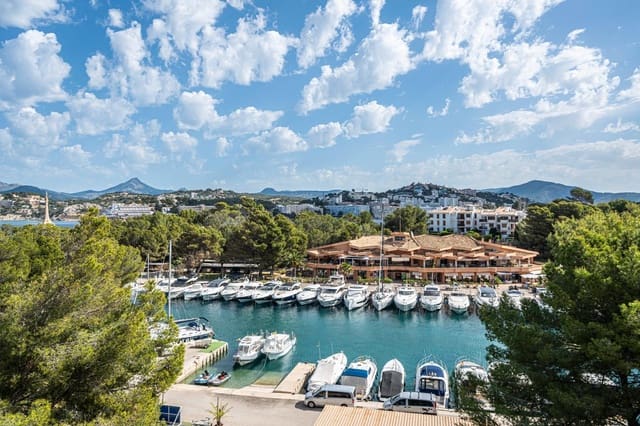 2 soveværelse Lejlighed til leje i Santa Ponsa, Calvià med swimmingpool garage - € 2.300 (Ref: 9806605)