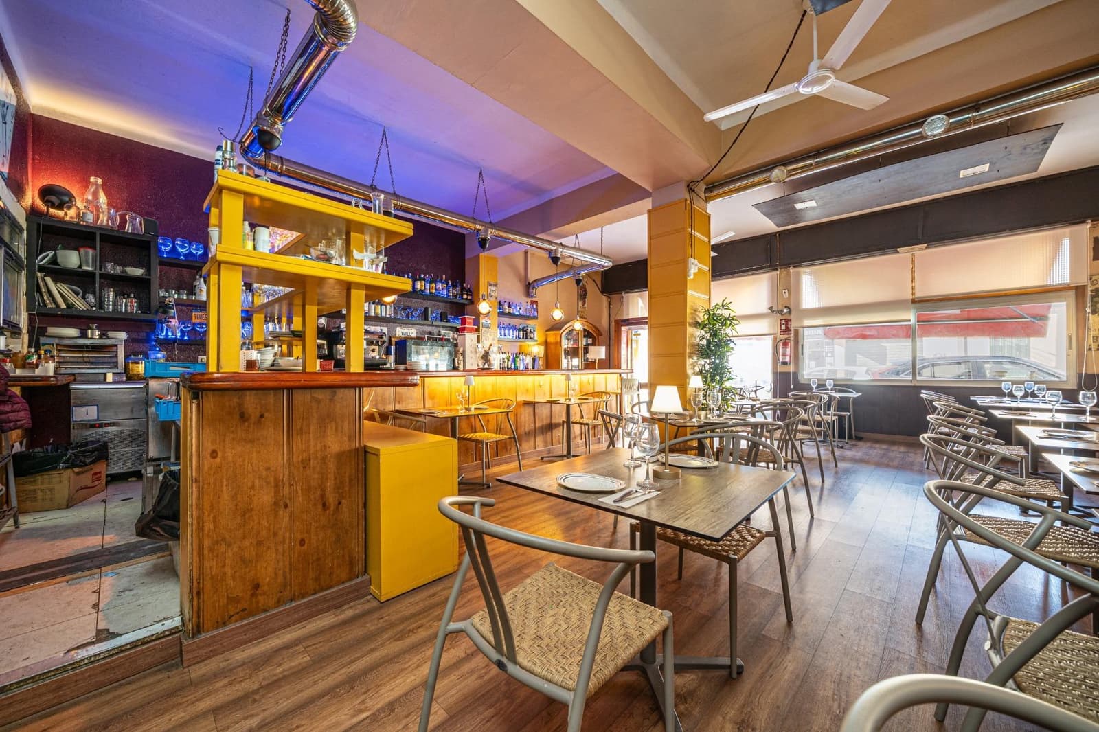 Entreprise à louer à Son Ferriol - 1 300 € (Ref: 9812280)