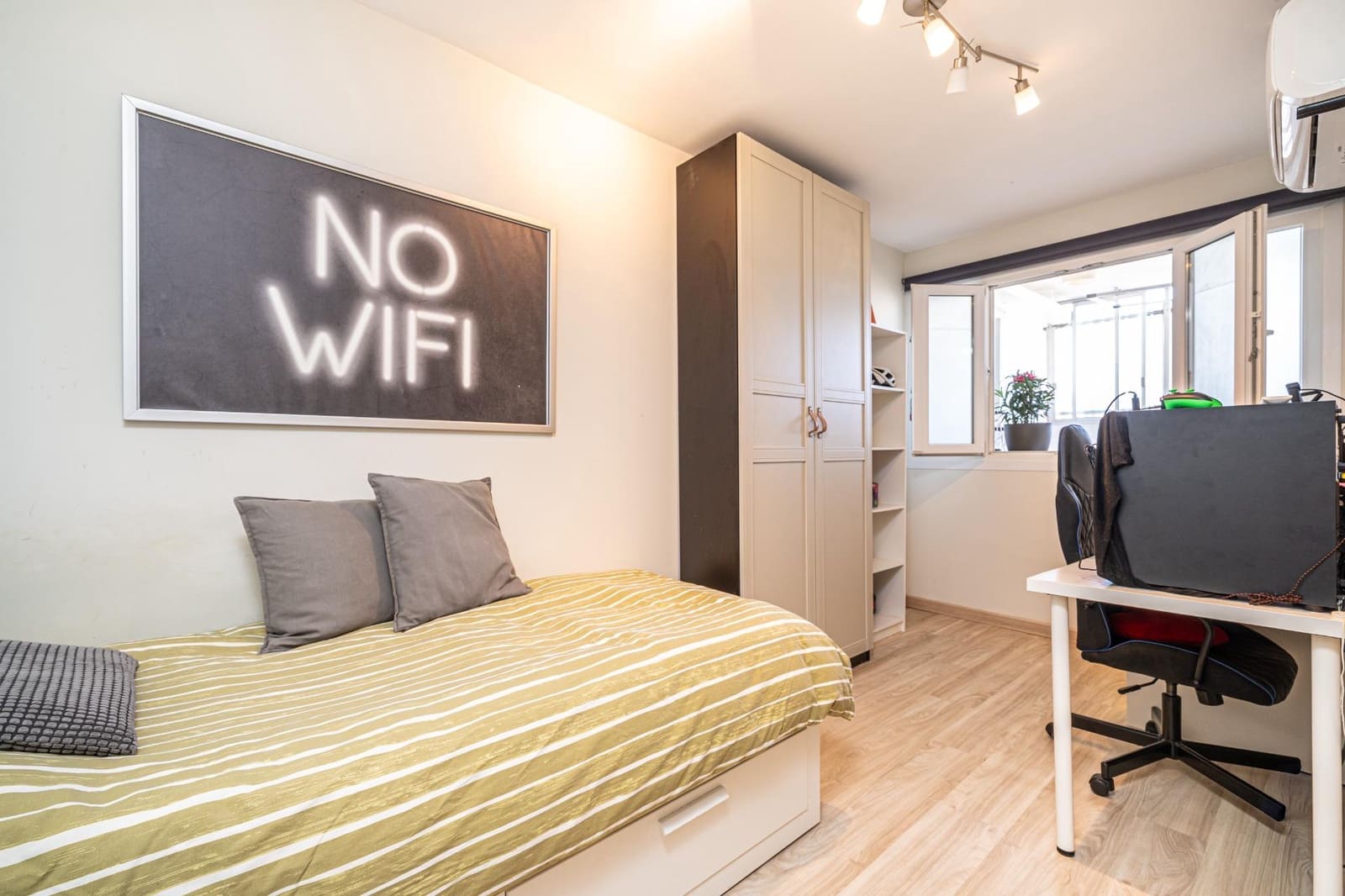 3 slaapkamer Flat te koop in Palma de Mallorca - € 650.000 (Ref: 9812282)