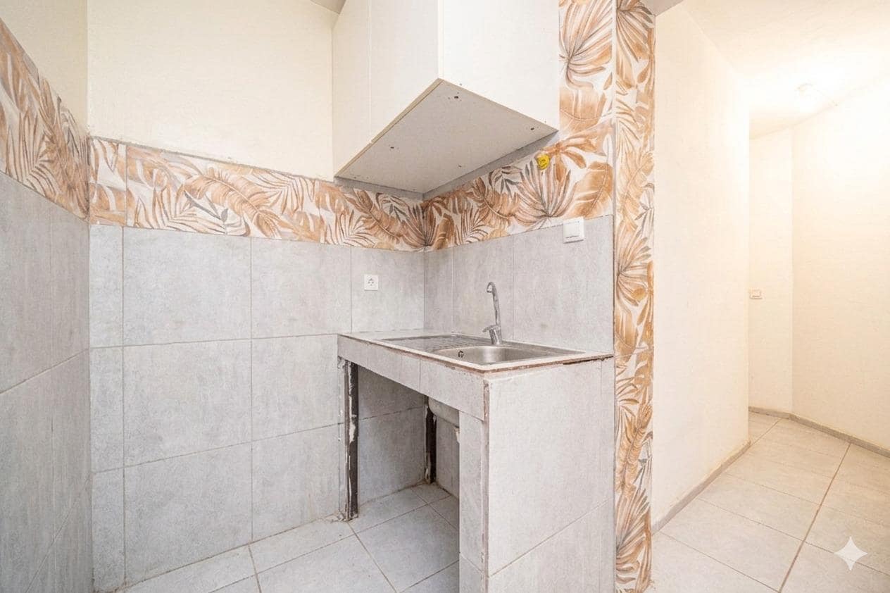 2 bedroom Apartment for sale in Palma de Mallorca - € 149,900 (Ref: 9829348)