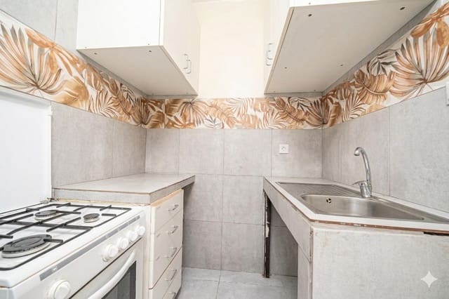 2 soveværelse Lejlighed til salg i Son Gotleu, Palma de Mallorca - € 149.900 (Ref: 9829348)