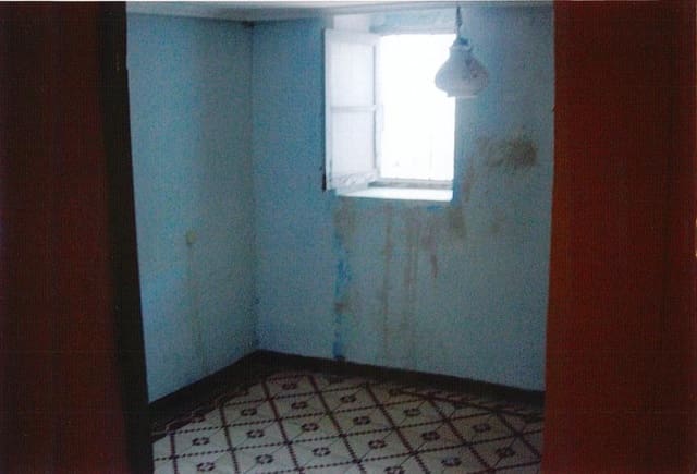 3 Zimmer Haus zu verkaufen in Jaén Stadt - 100.000 € (Ref: 9831682)
